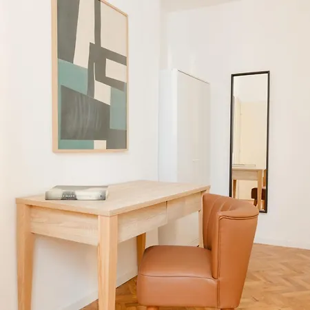 Sonder By Marriott Bonvoy Palazzo Taverna Apartments Piazza Navona Rome