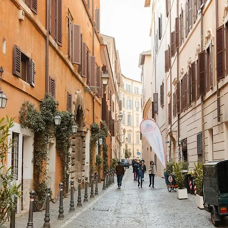 Sonder By Marriott Bonvoy Palazzo Taverna Apartments Piazza Navona Rome