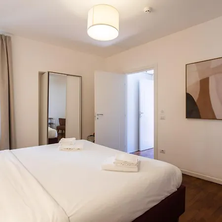 Palazzo Taverna Aparthotel