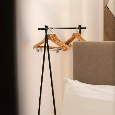 Palazzo Taverna 3* Rome