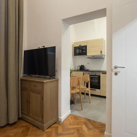 Palazzo Taverna Aparthotel
